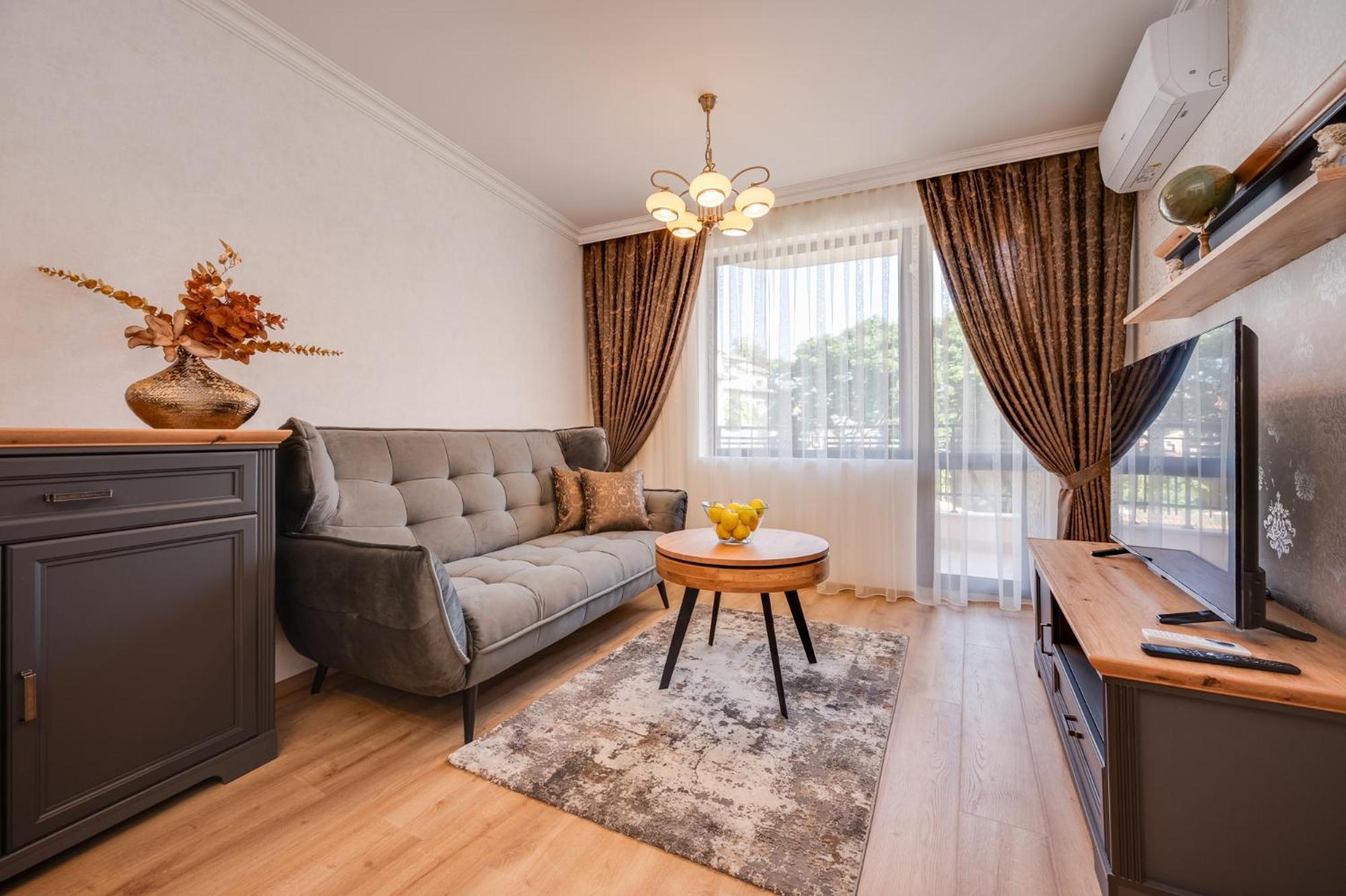 Prestige Central Apartments Varna Exterior foto