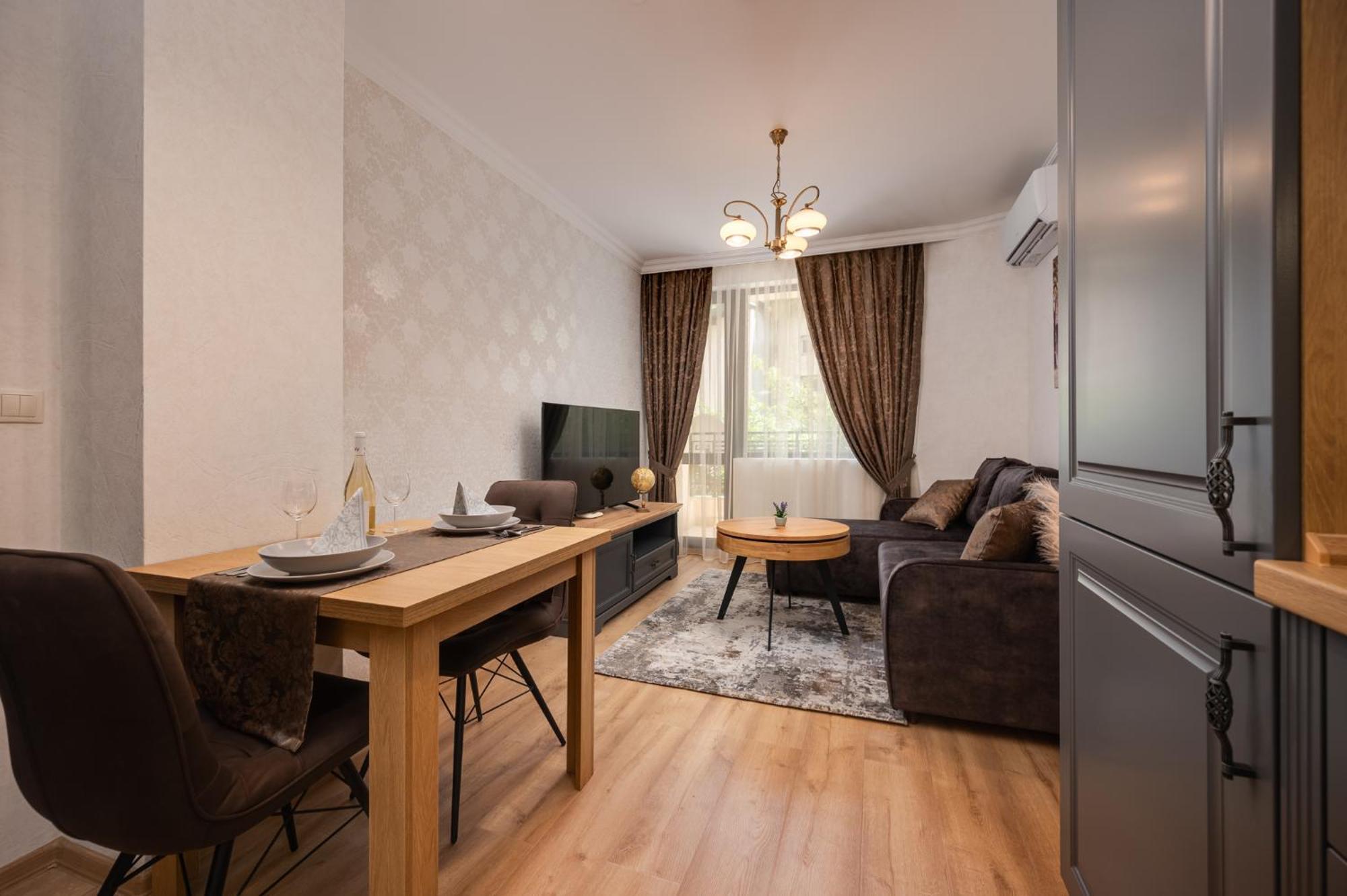 Prestige Central Apartments Varna Exterior foto