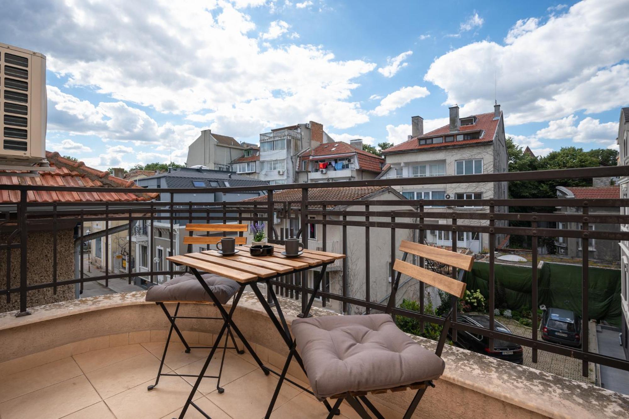 Prestige Central Apartments Varna Exterior foto