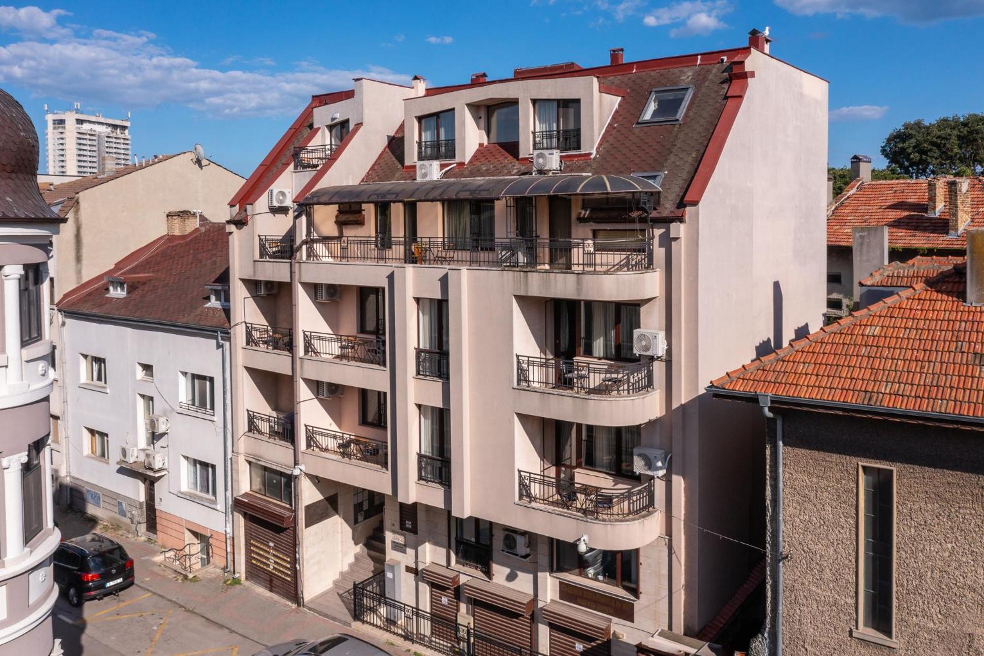 Prestige Central Apartments Varna Exterior foto