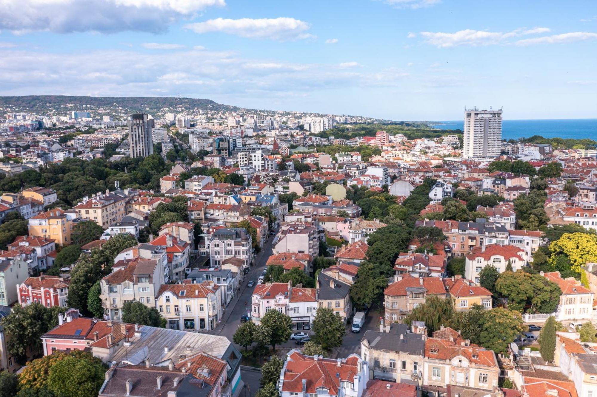 Prestige Central Apartments Varna Exterior foto